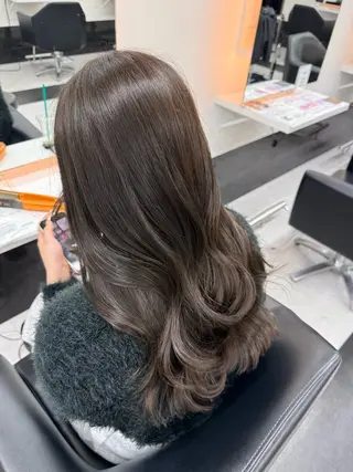 ロング 【ALEAP】 𝐇𝐀𝐊𝐔のヘアスタイル