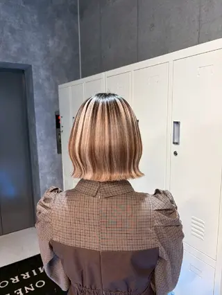 カラー ミディアム 地雷系🎀ハイトーン 💙荒川結星のヘアスタイル