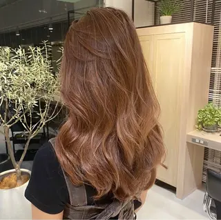ロング カラー レイヤーカット 小飯田　武斗のヘアスタイル