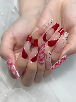ネイル 💎CC・NaNa 韓国風ネイル🌙Cのネイルデザイン