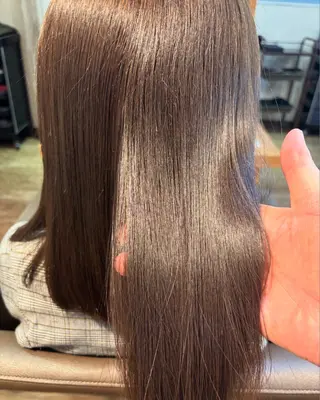 ミディアム カラー Dilla 戸田公園のヘアスタイル