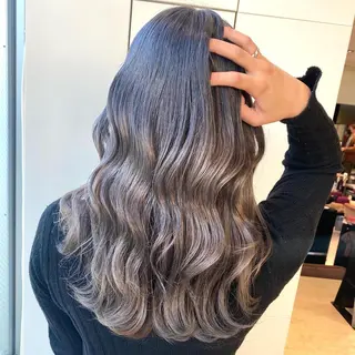 セミロング カラー 顔まわりの神様✨ 透明感カラー藤嶋秀幸のヘアスタイル