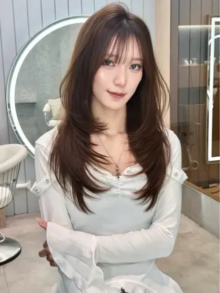 ロング ヘアアレンジ 🍂秋の透明感カラー 🧡縮毛矯正櫻井のヘアスタイル