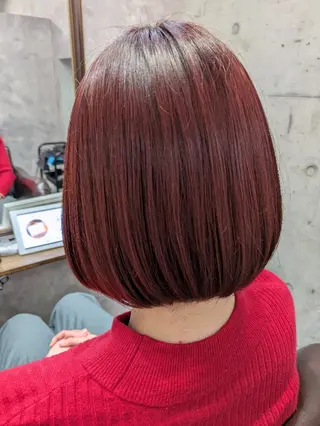 ミディアム カラー 佐藤 璃咲のヘアスタイル
