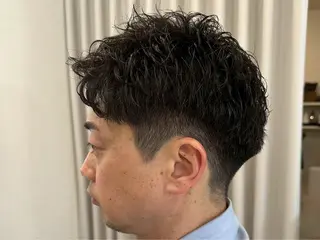 ショート センターパート 韓国ヘア・綾也のヘアスタイル