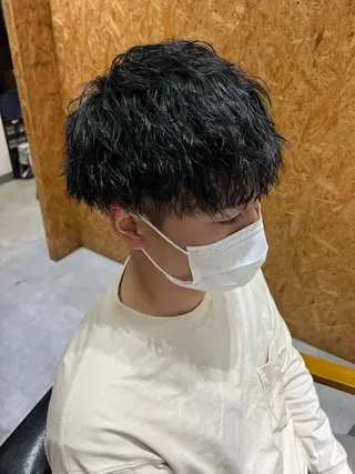 パーマ メンズ 塩澤 悠希のヘアスタイル