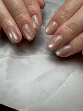 ネイル 黒須莉奈 IRYのネイルデザイン