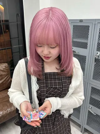 セミロング カラー ブリーチ透明感カラー 🍀mizuki🍀のヘアスタイル