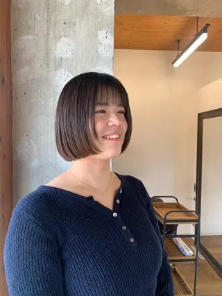コウノス マサコのヘアスタイル