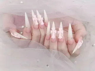 ネイル MochiMochi 🎀新宿／長さ出しのネイルデザイン