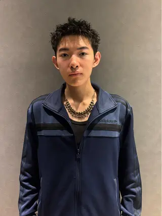 ショート shinta スパイキー/パーマのヘアスタイル