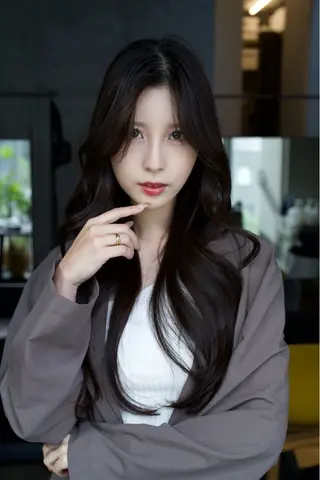ロング カラー ヘアアレンジ 縮毛矯正特化 指名No.1shunのヘアスタイル