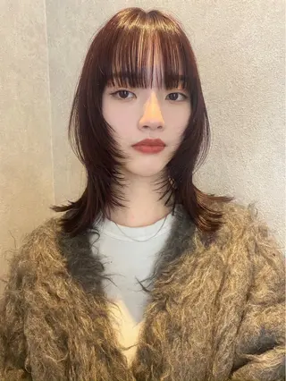 セミロング ボブ/ハイトーン特化 、鯉口勇人のヘアスタイル