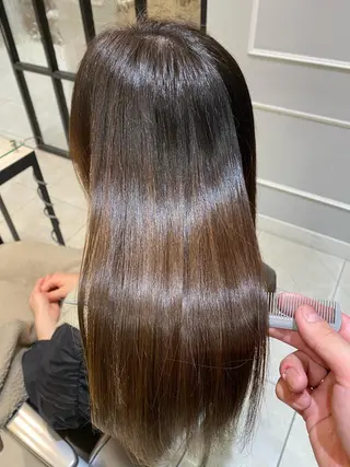ロング 美髪矯正透明感カラー 江川 和輝のヘアスタイル