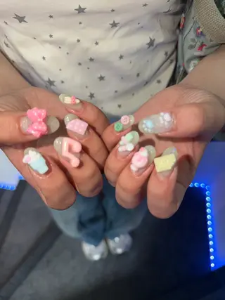 ネイル Natsumi💎 堺筋本町ネイルサロンのネイルデザイン