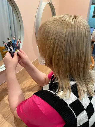 セミロング カラー ヘアアレンジ REONA🪽✨薬院 レイヤーカット🫧のヘアスタイル