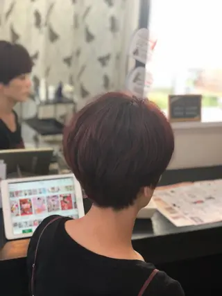 カラー スイトウ アオイのヘアスタイル