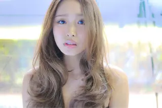セミロング カラー パーマ モテ髪透明感❤️ デイズヘアカラーのヘアスタイル