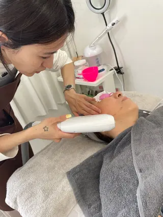 岡田 綾乃の眉毛・アイブロウイメージ