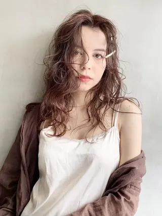 ロング カラー パーマ ヘアアレンジ ITbyALBUM 中野店のヘアスタイル