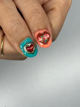 ネイル MIKA 🍊のネイルデザイン