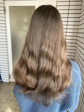 ロング カラー 武田 悠生乃のヘアスタイル