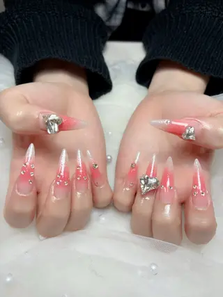 ネイル Huyn Nail Shinjyukuのネイルデザイン