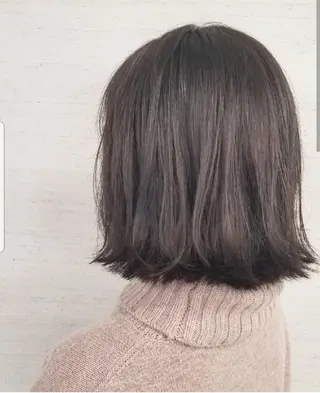 ミディアム カラー 石井 静のヘアスタイル