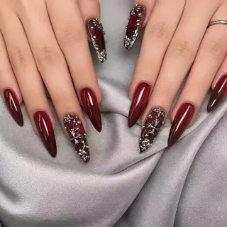 ネイル 💅🏻 ayakaのネイルデザイン