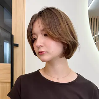ショート カラー Koko . 【ボブ】のヘアスタイル