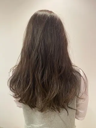 ロング カラー 美髪・髪質改善 有田怜平のヘアスタイル