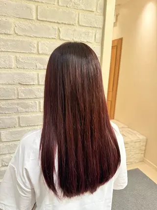 ロング カラー 韓国風束感まつエク/ 艶カラーくるみのヘアスタイル