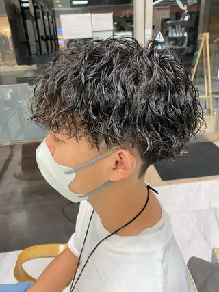 メンズ 🌴パーマオタク🌴 長谷川　諒佑🌈のヘアスタイル