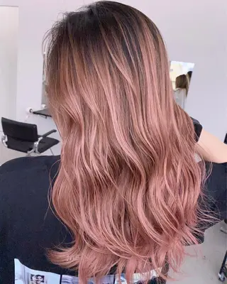 セミロング カラー ブリーチ 透明感HIDEのヘアスタイル