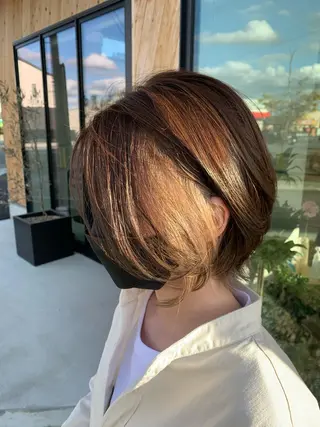 ショート カラー タカハシ ヨシヒトのヘアスタイル