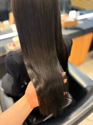 ロング 髪質改善・水素カラー ARIA(ému)のヘアスタイル