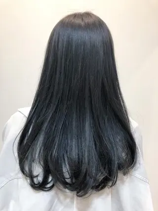 ロング カラー 小川 愛のヘアスタイル