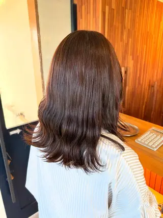 カラー 長谷川 那奈のヘアスタイル