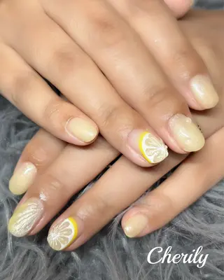 ネイル CHERILY SAKURAのネイルデザイン