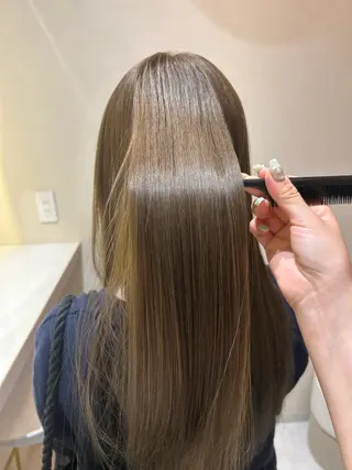 ロング カラー うるツヤ絹髪 /y.mao💎のヘアスタイル