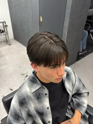 ショート 冨沢 巧のヘアスタイル