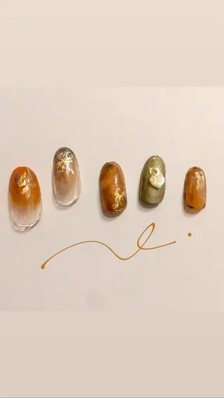 ネイル 栗林 実莉のネイルデザイン