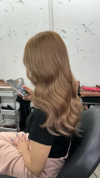 ロング 艶髪ハイトーン💎 Rukumoのヘアスタイル