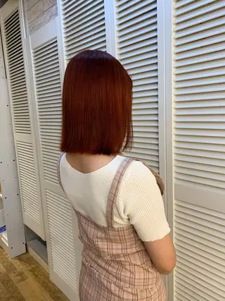 ミディアム カラー 天野 利咲のヘアスタイル
