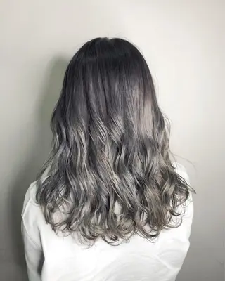 セミロング カラー メンズ特化美容師 カラー専門ぺーターのヘアスタイル