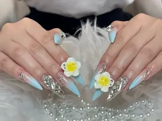 ネイル Eli Muse 新宿ネイルのネイルデザイン
