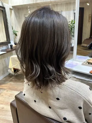 ミディアム カラー 伊藤 みきのヘアスタイル