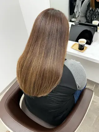 ミディアム 悩む大人女性の味方 白髪ぼかし/うる艶髪のヘアスタイル