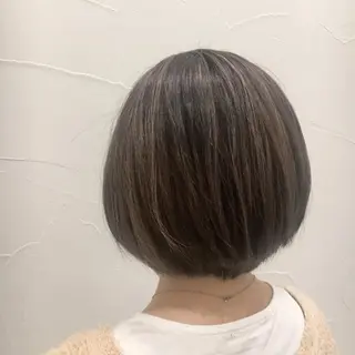 ショート カラー ヘアアレンジ ミドウチ アヤカのヘアスタイル