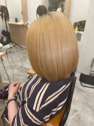 ミディアム SHIAN/ハイトー ン/🍒ゆな🍒のヘアスタイル